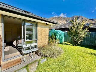 Alpine Private Guest Suite - 2