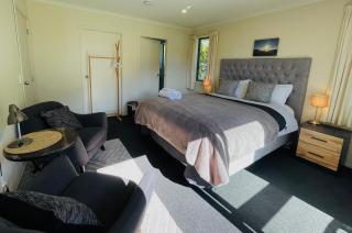 Alpine Private Guest Suite - 6