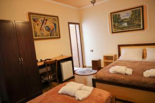 Jatroi Guesthouse - Berat - 7