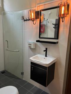 The Cozy Beachfront - 3