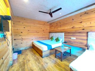 Hotel Vinayaak Inn Nainital Near Naini Jheel - Luxury and Spacious Room with Newly Renovated - - Nainital - 9