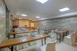 The Waves Hotel - New Delhi - 9