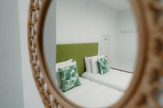 Douro Garden & Rooftop - Authentic Portuguese Guesthouse - Vila Nova de Gaia - 5