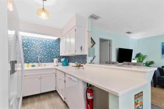 Spanish Villa Suite 54 - Indian Rocks Beach Condo Across the Street to Beach Access, Newly Remodeled & Walkable to Restaurants! - Clearwater Beach - 3