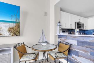 Majestic Beach Towers 1-1014 - Panama City Beach - 4