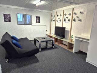 Spacious cellar studio surrounded by mountains and lake - Schwanden - 5