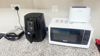 Rest House Hostel - Abu Dhabi - 2