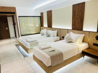Royal Plaza Inn by RAK Rooms - Kozhikode - 5