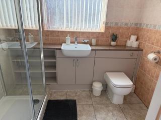 3 bed Jct 37 M1 luxury stay! - Barnsley - 1