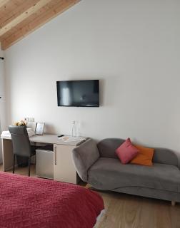 Dalla Afra Agrialloggi - 9