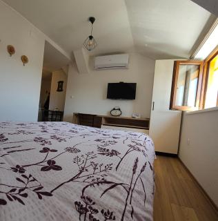 Apartman oak Nikola's lamp - Gospić - 5