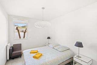 Au bout de la rue la Mer- T3 Jardin Piscine PARKING WIFI BY HC - Carqueiranne - 3