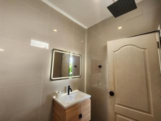 Wink City 2 Patong Center close to the Beach - 2