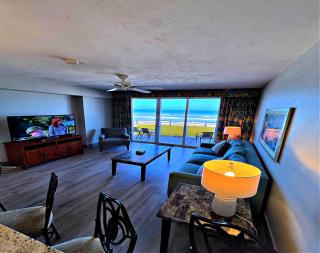 Vacation in Comfort and luxury - 1 BR Direct Oceanfront - Wyndham Ocean Walk Resort 509 - Daytona Beach - 0