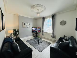 Sea Blue House, Cullercoats - 0