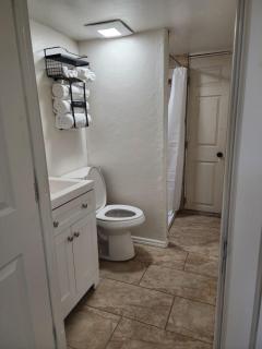 Full House or Studio Suite with Breath Taking Views in Old Bisbee - Bisbee - 3