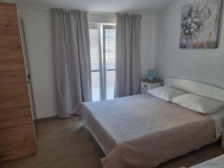 Jurić Apartments - Biograd na Moru - 9