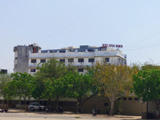 Hotel Royal Manor - Rajkot - 5