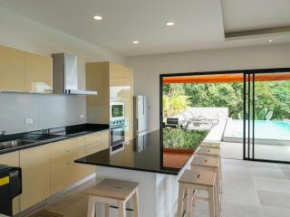 Villa Chatchana 3br Panoramic Seaview Pool - Ban Bang Makham - 4