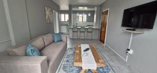 Admirals Lodge Guest House and Brightways self catering apartments - 5