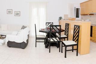 Petralia's Apartment - - 0