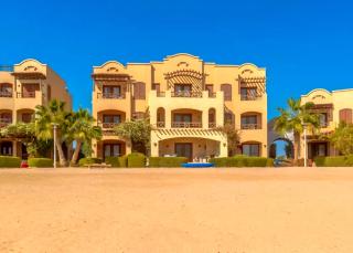 Sabina El Gouna 2 - 5