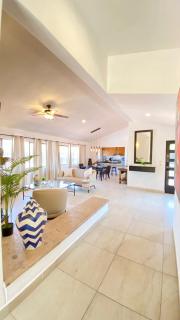 Luxurious 3-Bedroom Retreat in Ajijic - San Antonio- Walk to Everything - San Antonio - 9