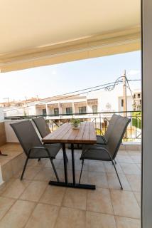 Annas Apartment Kalithea - 8