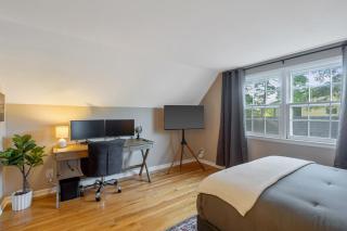 Comfy & cozy 4BR minutes to SU, Hospitals, & DT - Syracuse - 7
