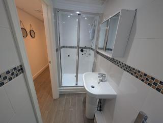 Cozy 1-Bedroom Flat in Swansea - Swansea - 7