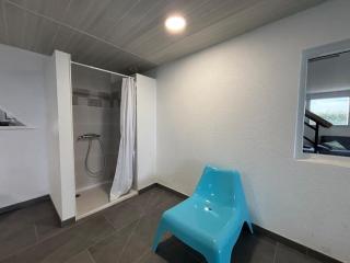 Le Havre Normand Villa piscine intérieure terrain de pétanque baby foot, ping pong, table de poker, billard, terrasse aménagée, jardin, proche plages du débarquement entre Caen et Bayeux - 8