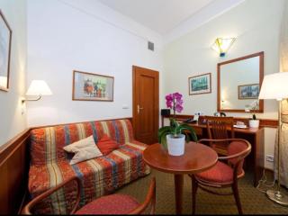 HOTEL 16 - Central Prague - Prague - 1