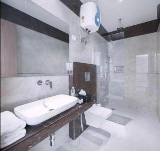 Hotel Moon Residency-National Highway-8, Mahipalpur, - New Delhi - 2