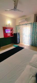 Radhey Rani Aashray Homestay Vrindavan OMAXE ETERNITY - Vrindāvan - 5