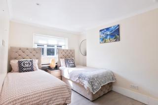 GUCCI flat in Knightsbridge - 2