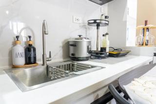 Lux-Condo, Pool, 24hr Checkin & Easy Reach Airport - Lapu Lapu City - 4