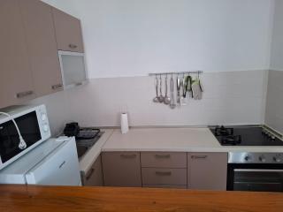 Apartment By The Sea Marko - Banj - 8