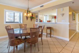 Surf Dweller 512 - 3