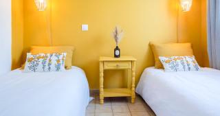 AC - Reserved parking - Villa La Farigoulette - Les Angles (Gard) - 8