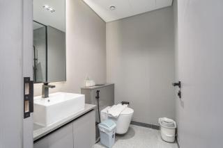 StayShort - Modern and Stunning Studio in MAG 910 MBR City - 5