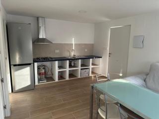 Renovated penthouse with terrace next to the metro - Sevilla - 4