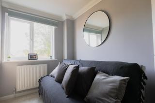 Stylish Two bedroom flat near town centre - 9