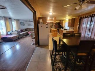 Sunsets and City Lights 3BD 2Bath - 5