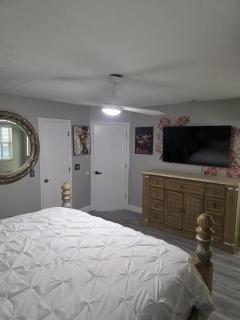 PoolSide Paradise - Port Saint Lucie - 8