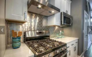 Amazing Large 4 Bedroom 3 Bathroom Home in Downtown DC Walk Everywhere - 5