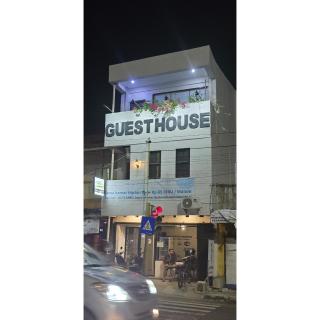 Cilacap Guest House , Penginapan lokasi strategis di Depan terminal bus cilacap - Cilacap - 9