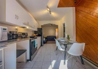 Modern Stay 20 min from Downtown - Montréal - 3