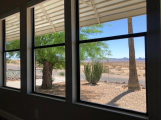 Gorgeous Sunset and Desert Views in Topock - 8