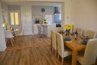 Larks Rise - Large Farm House Bungalow with Gardens & Field - Weston Longville - 2