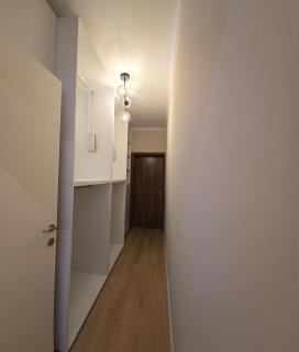 Sky Penthouse - Tirana - 9